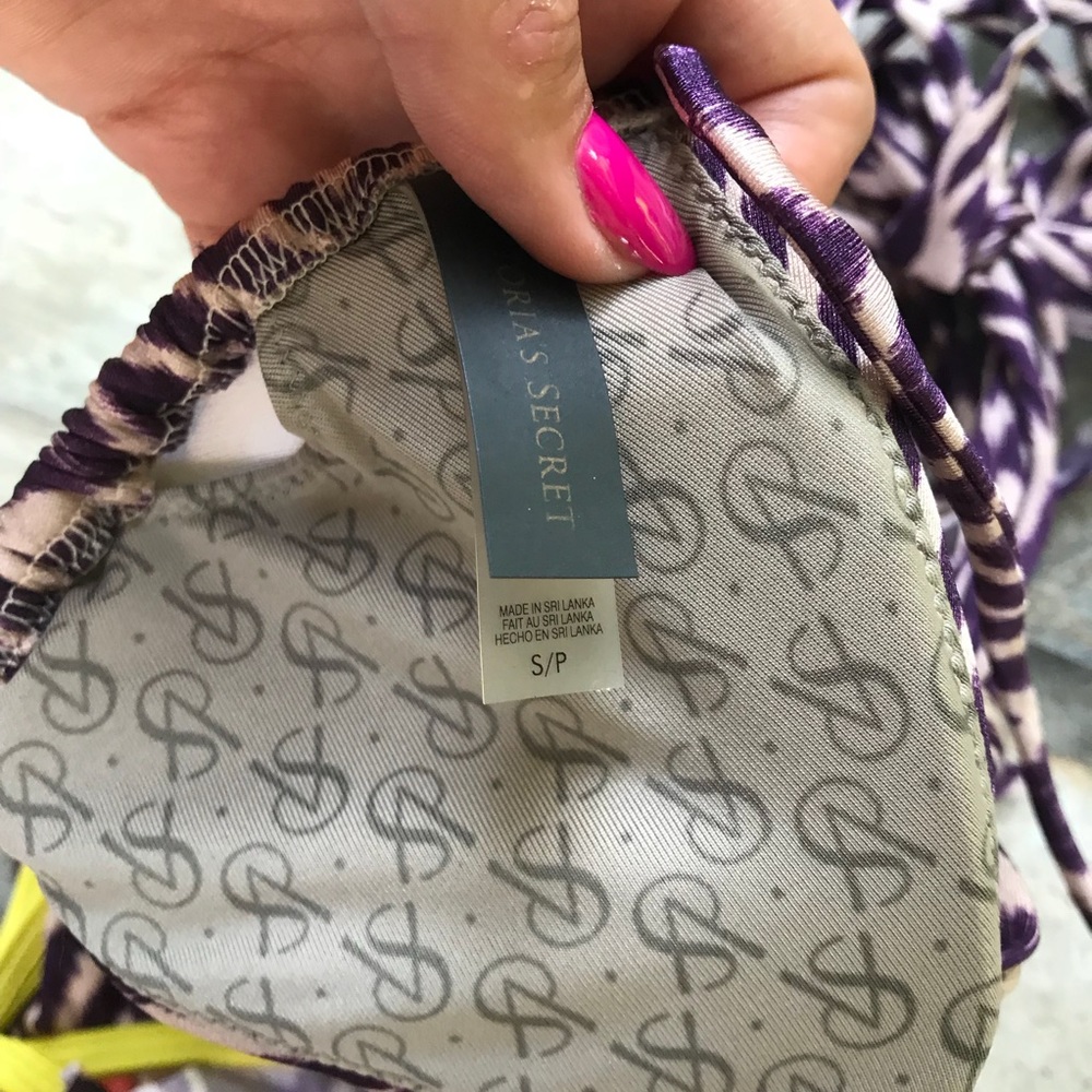 Vs String Bikini - image 3